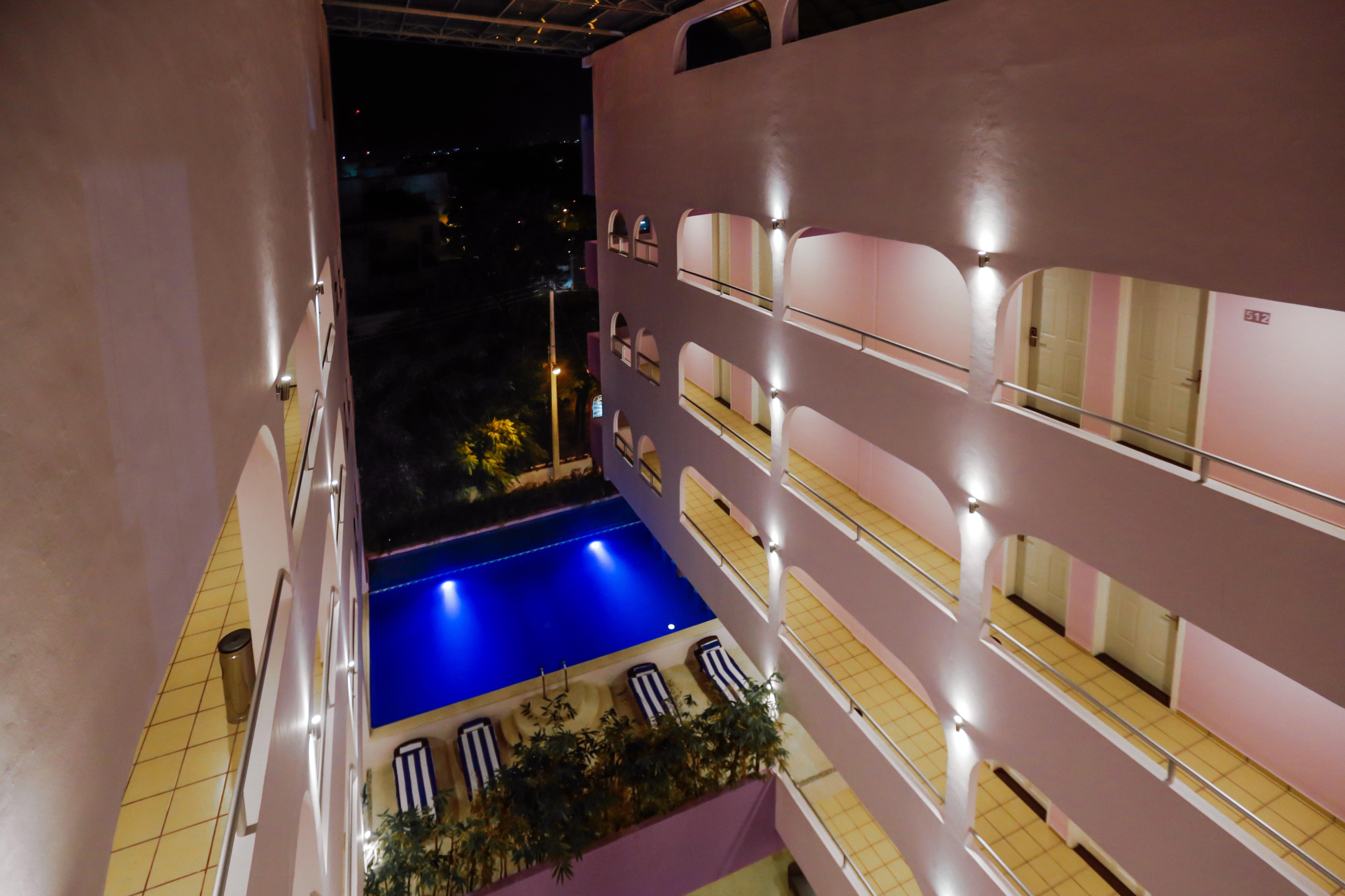 Hotel Kavia Cancún Esterno foto